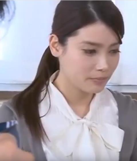 嫉妒，兴奋，和一个严厉的出租妻子